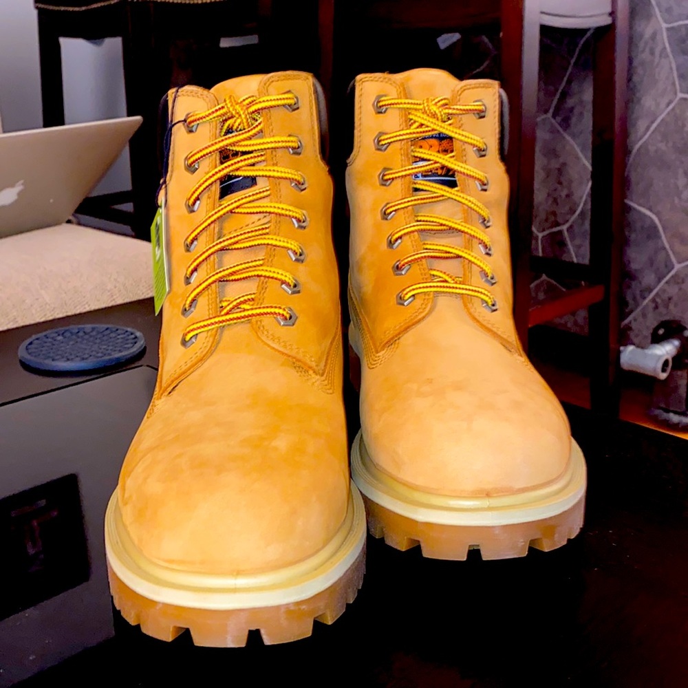 Timberland Pro.